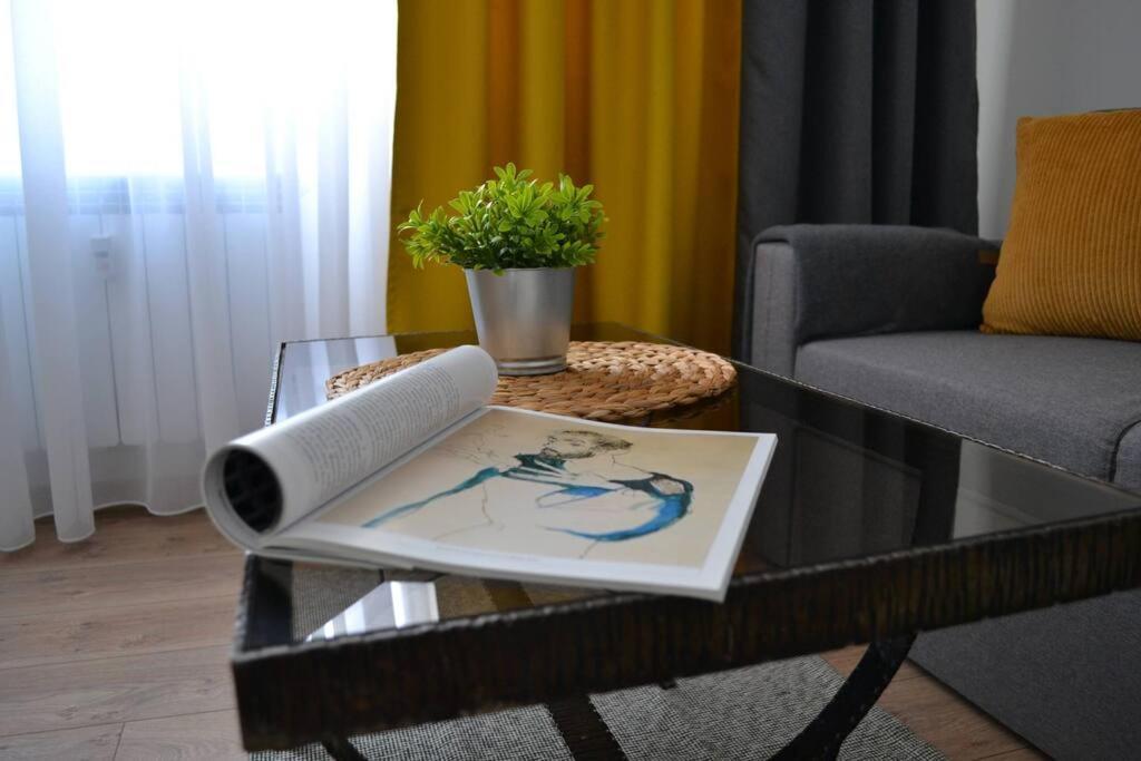 Modern City Center 2 Bedroom Apartment Sofia Buitenkant foto